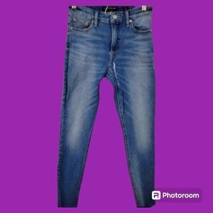 5/$25 LUCKY BRAND Bridgette Skinny Ripped Mid Rise Ankle Hipster Jeans